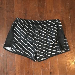 Old Navy active, running shorts, Large
